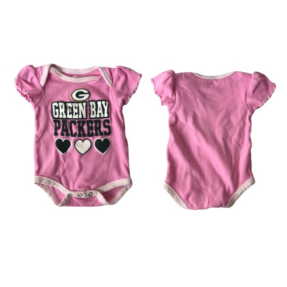 Bundle of 3 Infant Bodysuits for the Wisconsin Fan - Picture 6 of 16